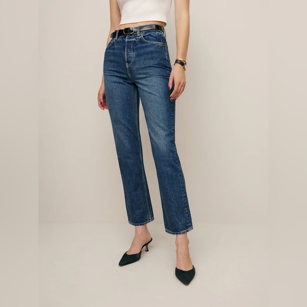 Reformation Cynthia High Rise Straight Cropped Jeans in Lanier wash